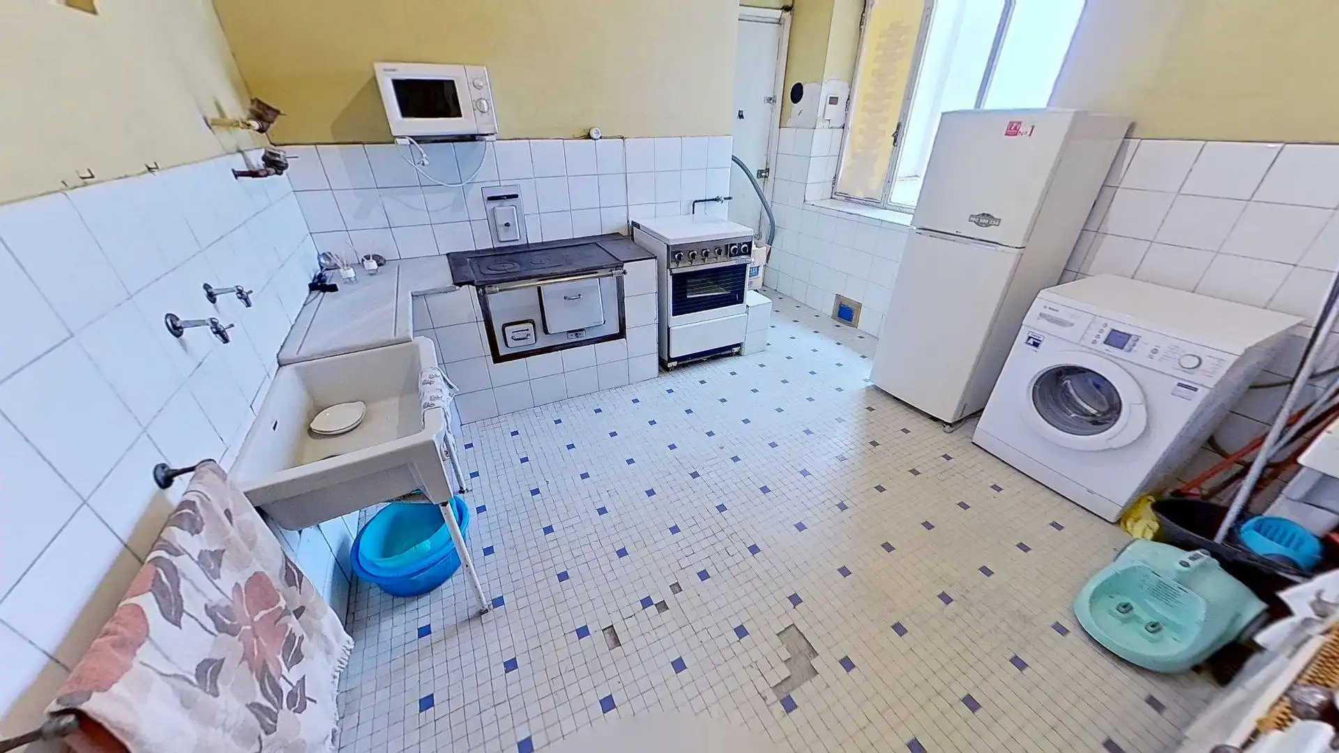 Cocina de Piso en venta en Oviedo  con Calefacción