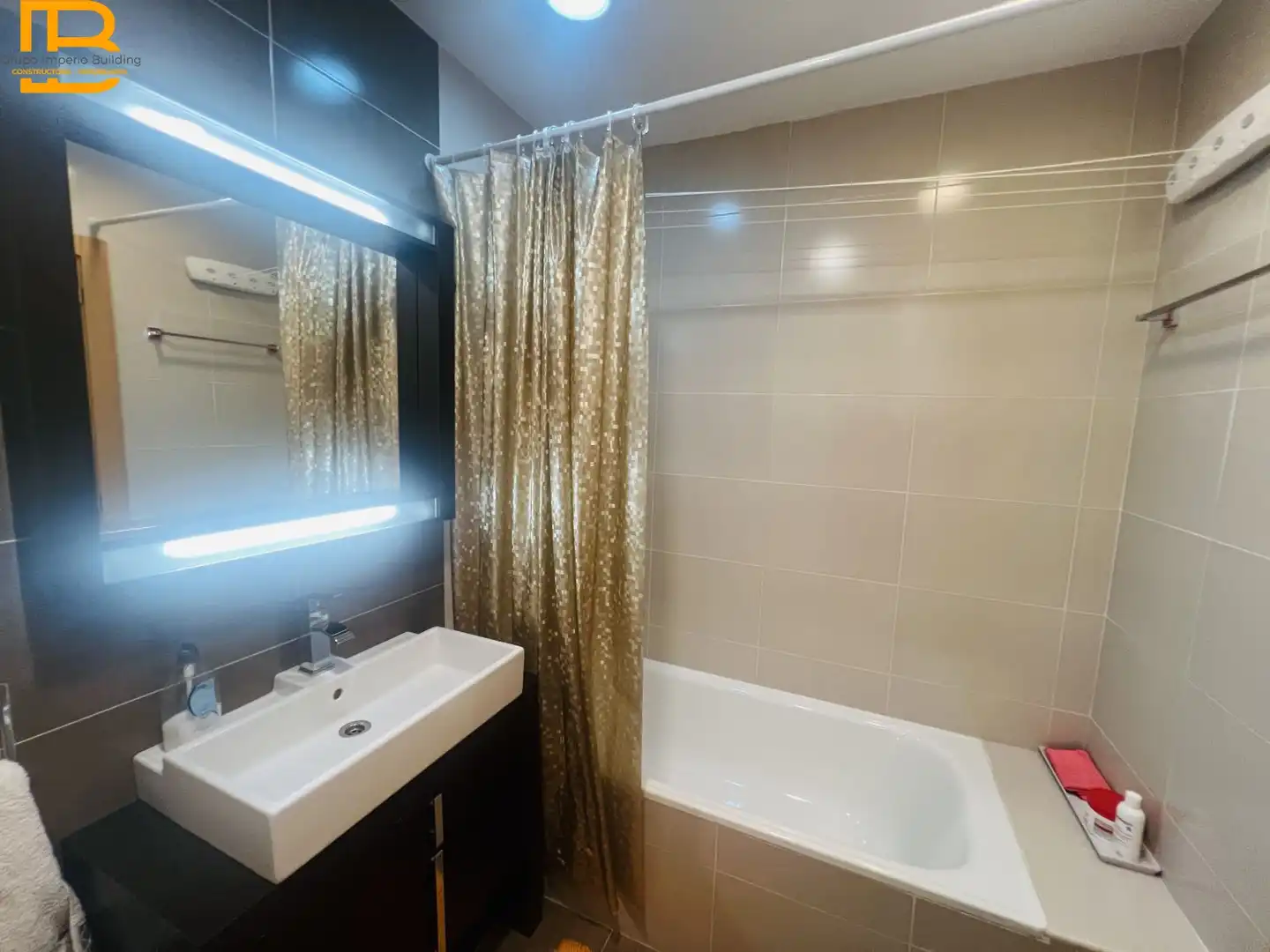 Baño de Piso en venta en Villarcayo de Merindad de Castilla la Vieja con Calefacción, Parquet y Terraza