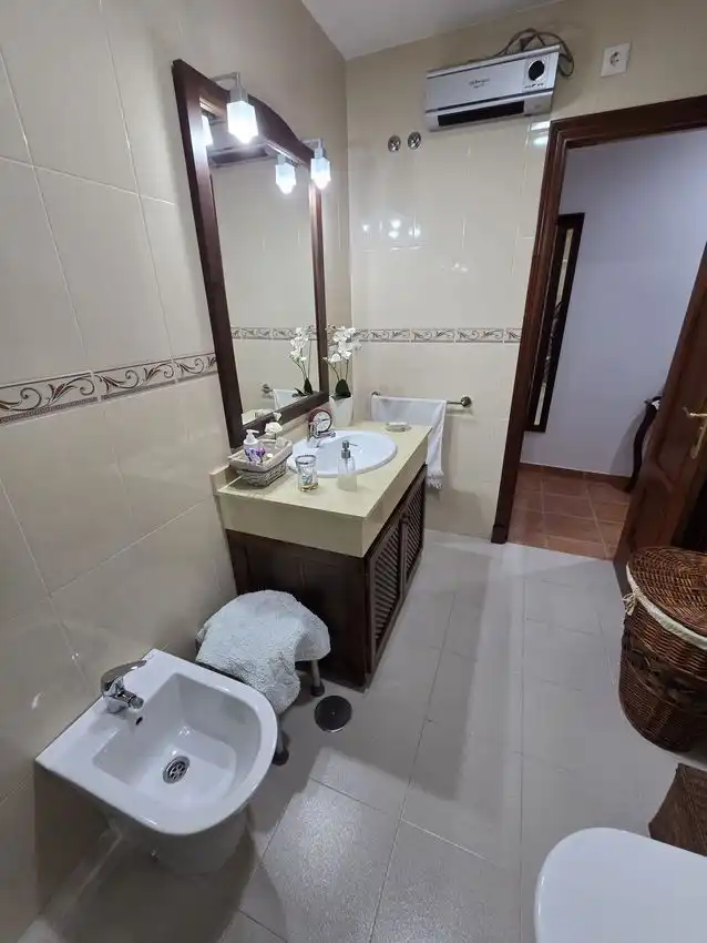 Bathroom of Flat for sale in Sanlúcar de Barrameda  with Storage room