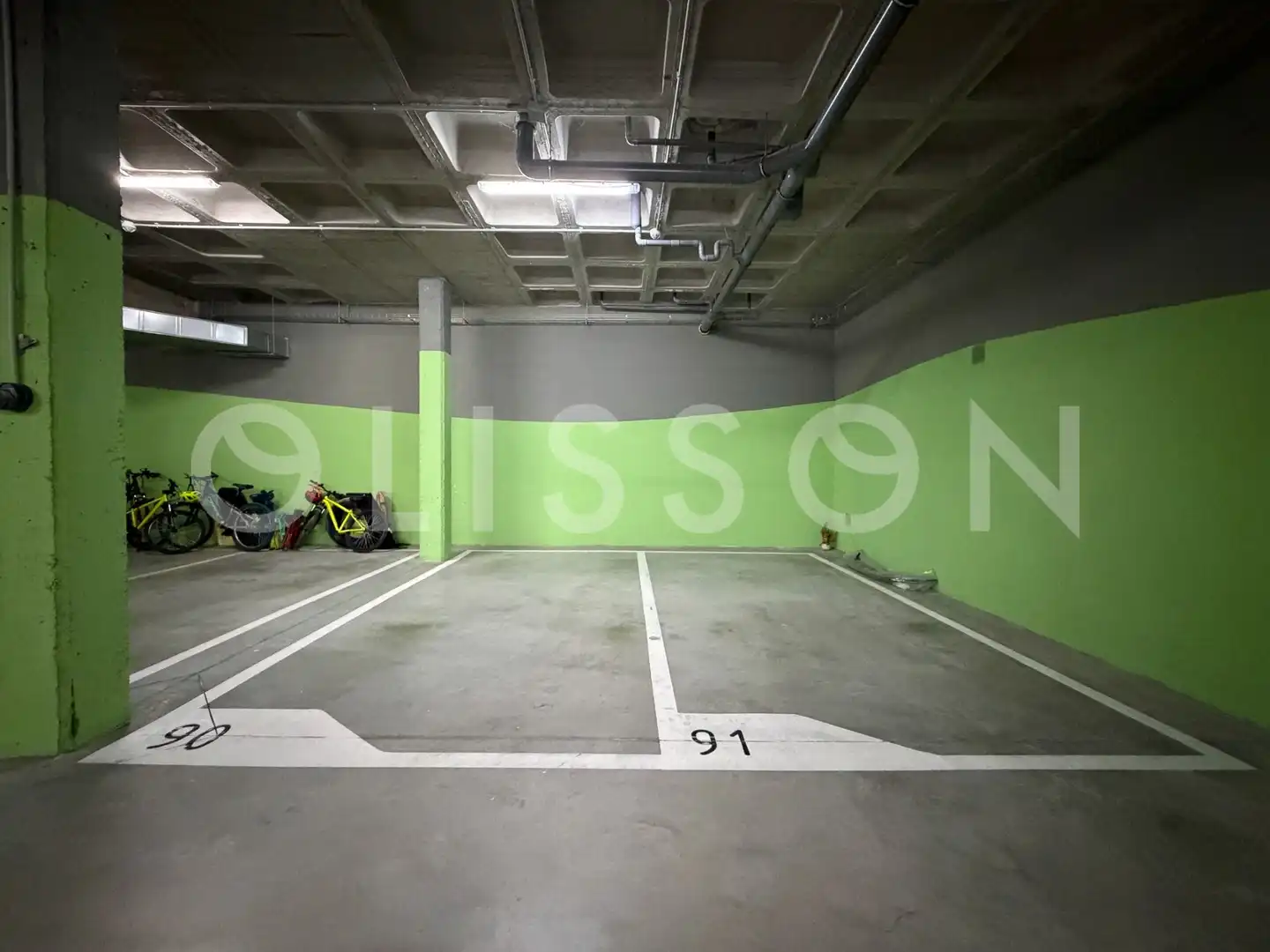 Parking of Flat for sale in Madrid  with Air Conditioner, Heating and Terrace