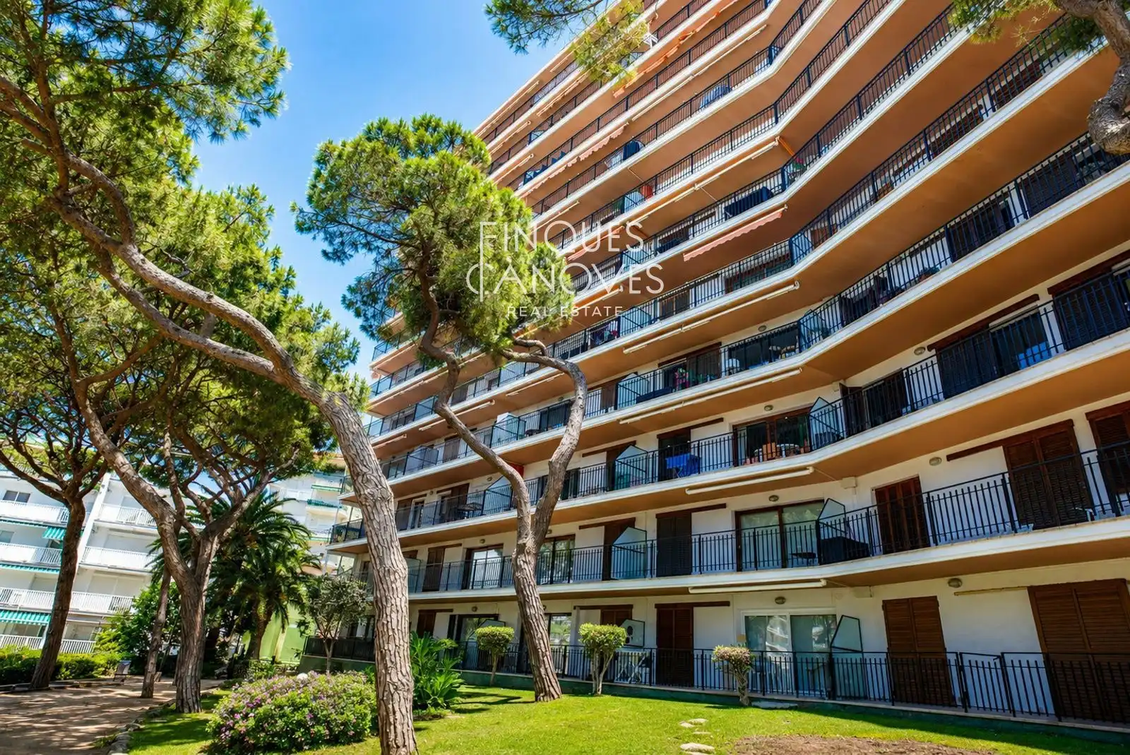 Vista exterior de Apartamento en venta en Castell d'Aro, Platja d'Aro i s'Agaró con Aire acondicionado, Terraza y Trastero