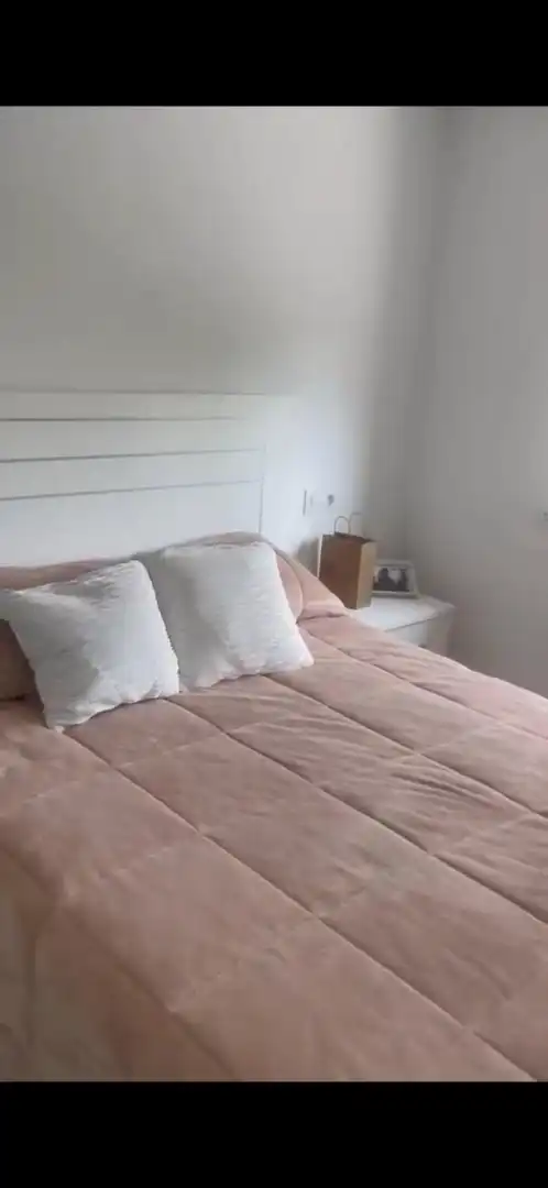 Habitación de Piso de alquiler en Santiago de Compostela  con Amueblado