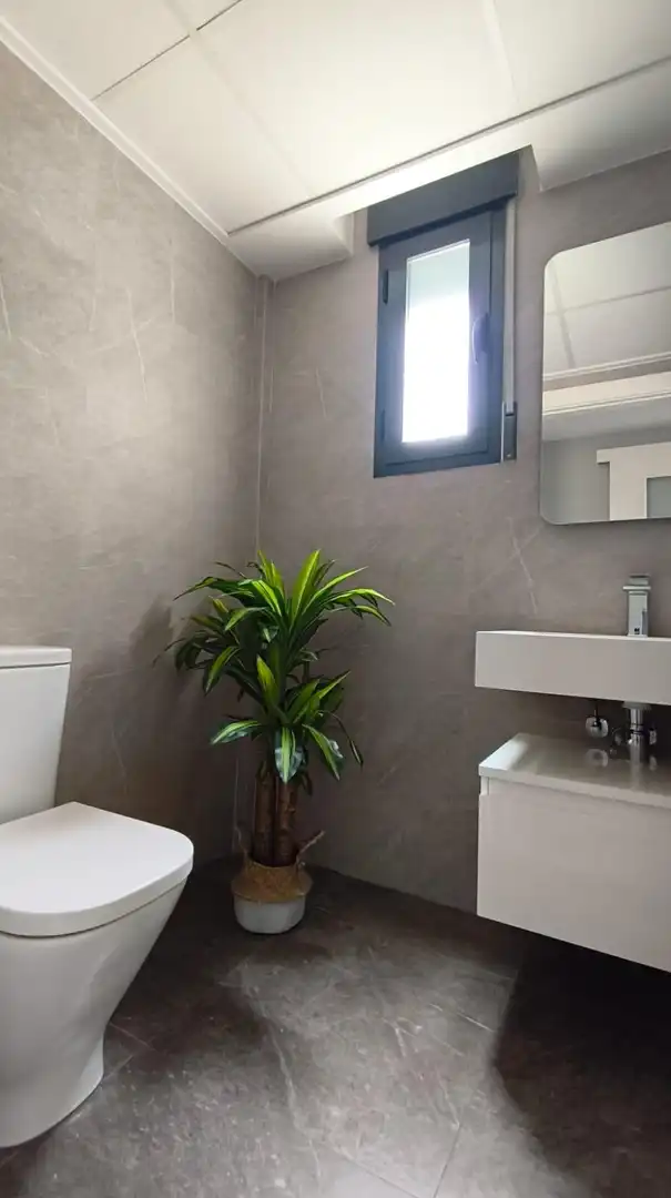 Baño de Ático en venta en Murcia con Aire acondicionado, Terraza y Trastero