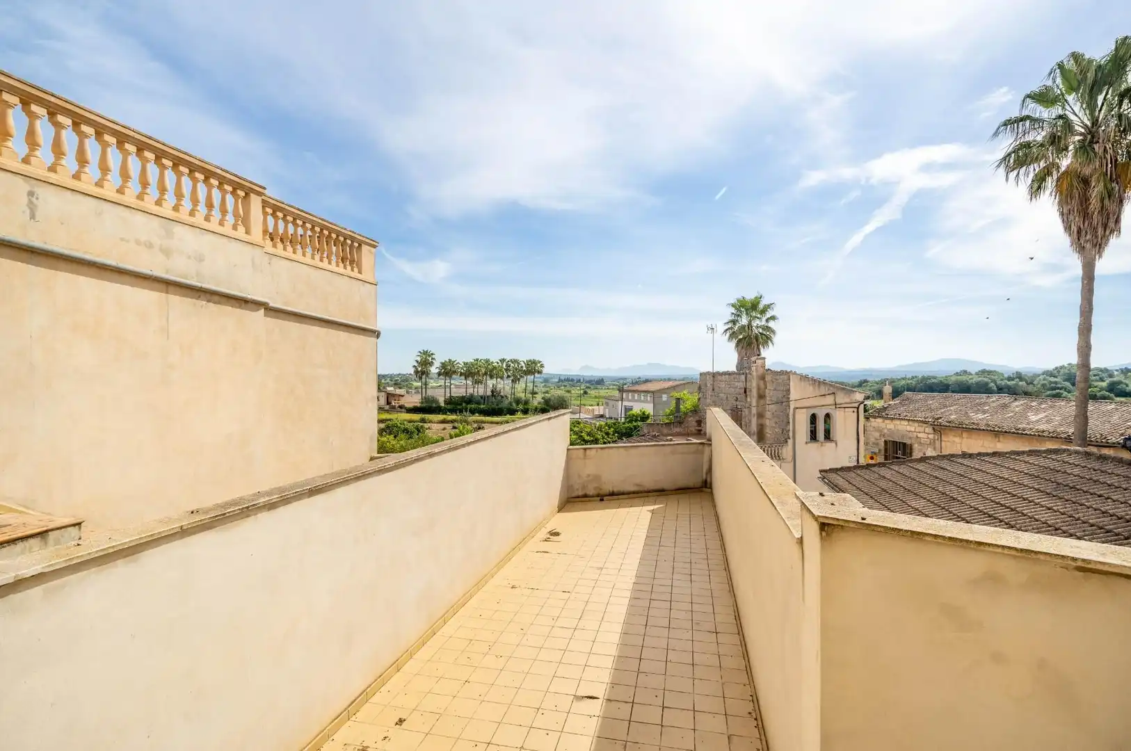 Terrace of Buildings for sale in Maria de la Salut