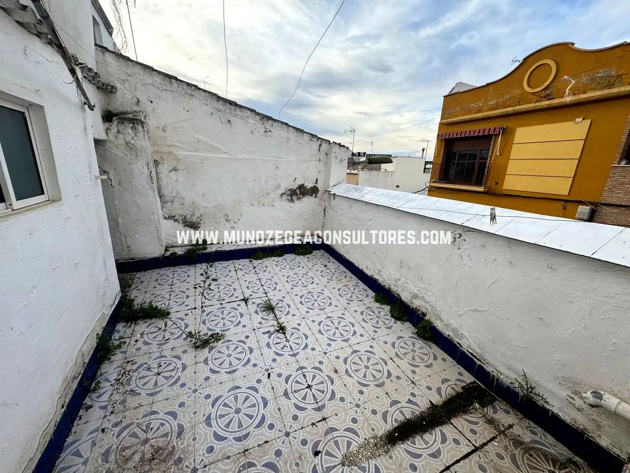 Exterior view of Houses for sale in Puente Genil