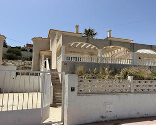 Vista exterior de Pis en venda en El Campello amb Terrassa