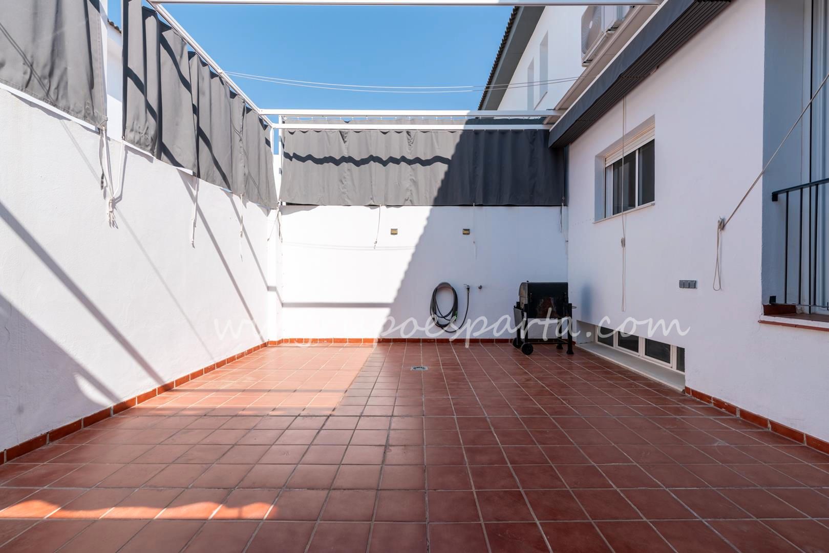 Terrace of Single-family semi-detached to rent in Mairena del Aljarafe  with Air Conditioner, Oven and Washing machine