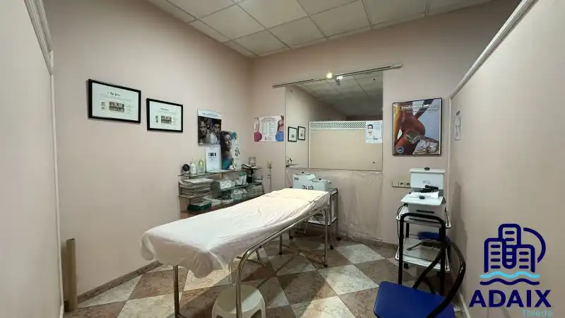 Local en venta en Toledo con Aire acondicionado