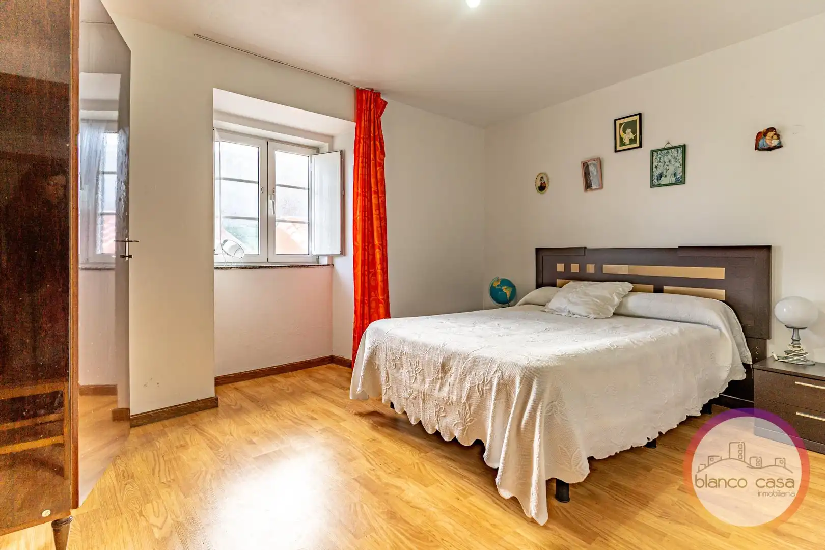Bedroom of Houses for sale in Laxe  with Heating and Terrace