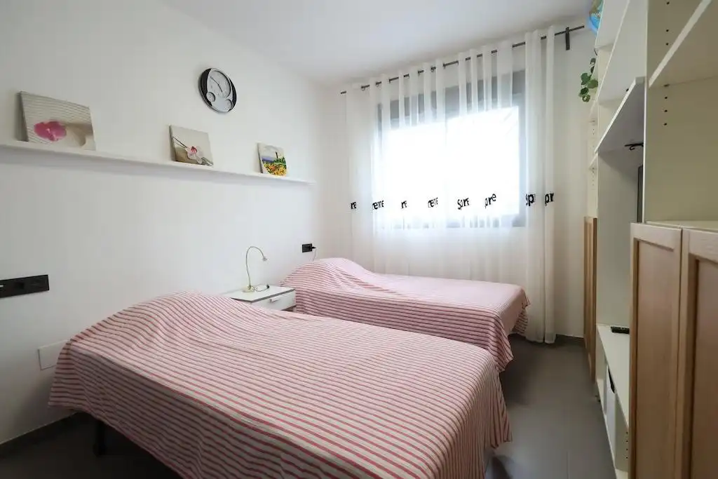 Habitación de Casa o chalet en venta en Orihuela con Aire acondicionado, Terraza y Amueblado
