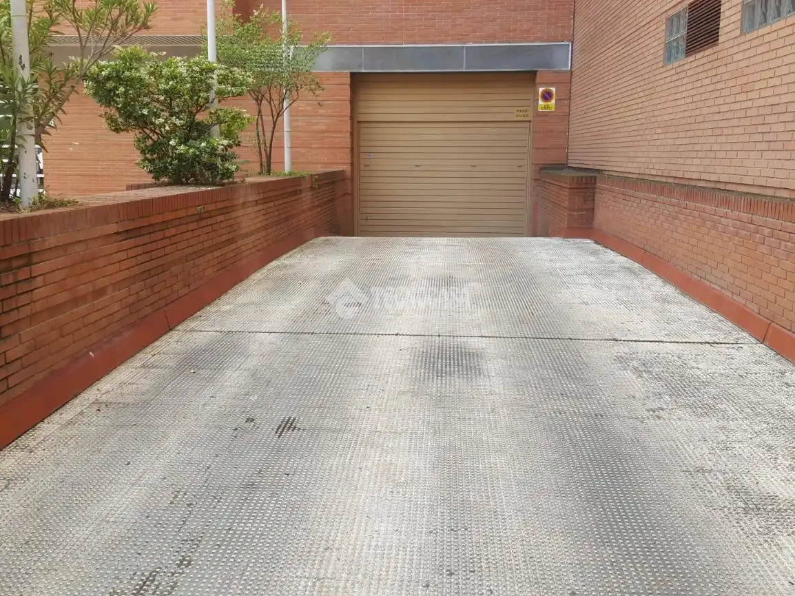 Aparcament de Garatge en venda en Zaragoza