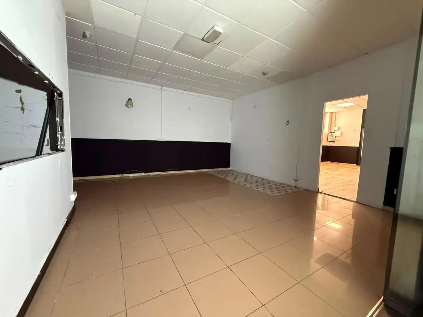 Local comercial en venta en Montigalà - Sant Crist, imagen 25