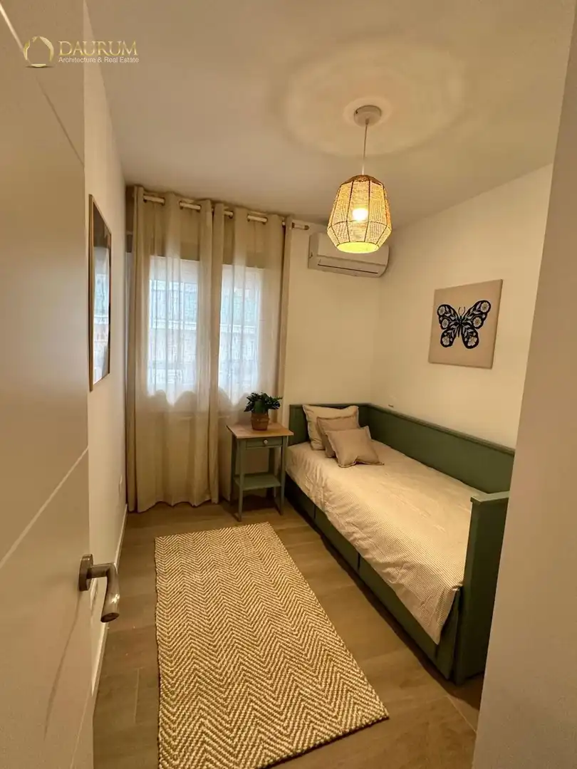 Schlafzimmer von Wohnung zum Verkauf in Madrid mit Klimaanlage, Heizung und Terrasse