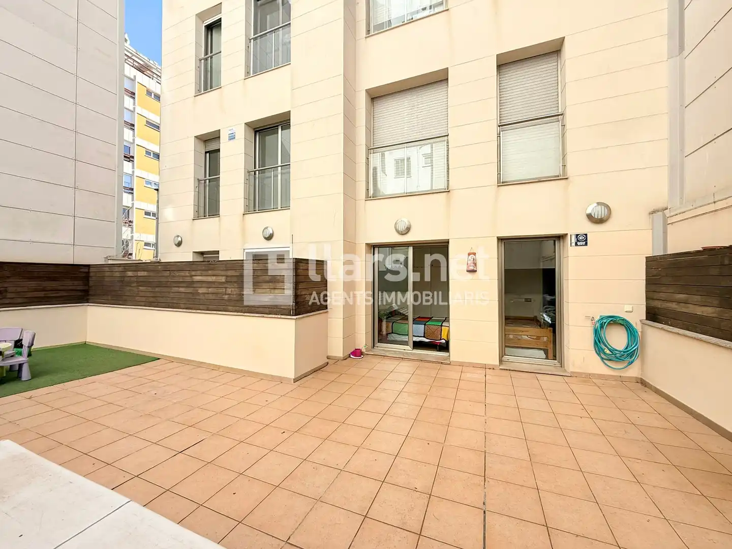 Terrasse von Wohnung zum Verkauf in Vilanova i la Geltrú mit Klimaanlage, Heizung und Terrasse