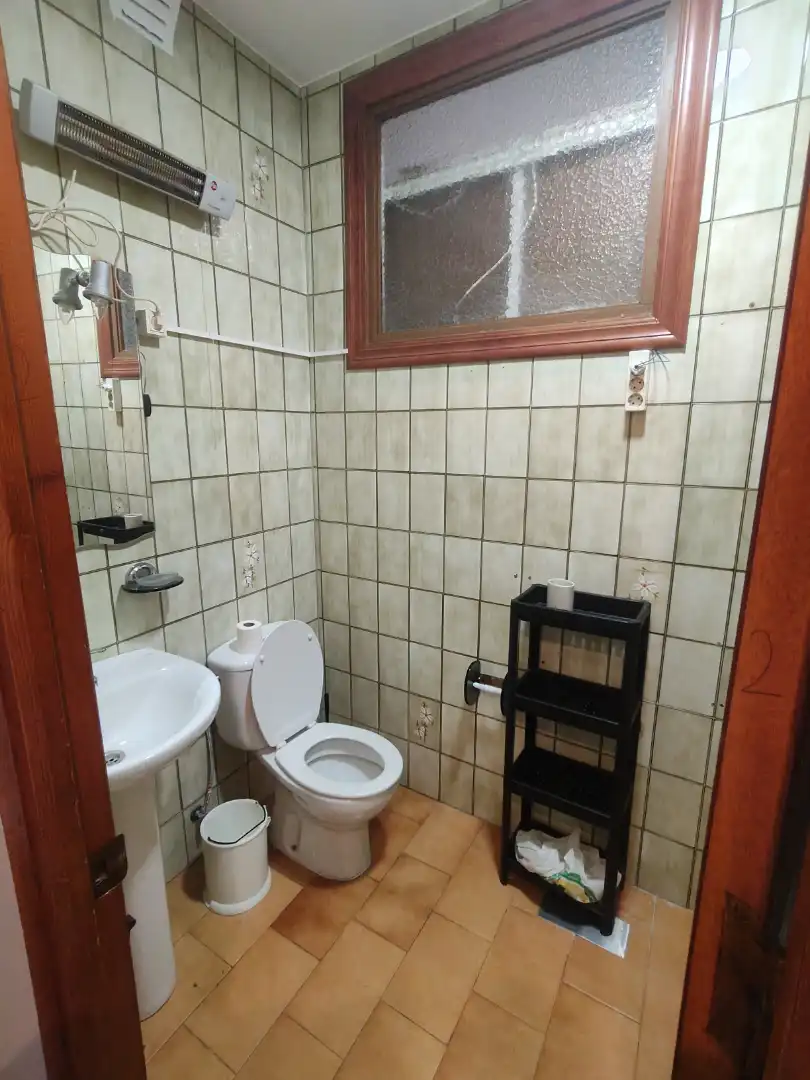 Baño de Piso en venta en Baza con Amueblado
