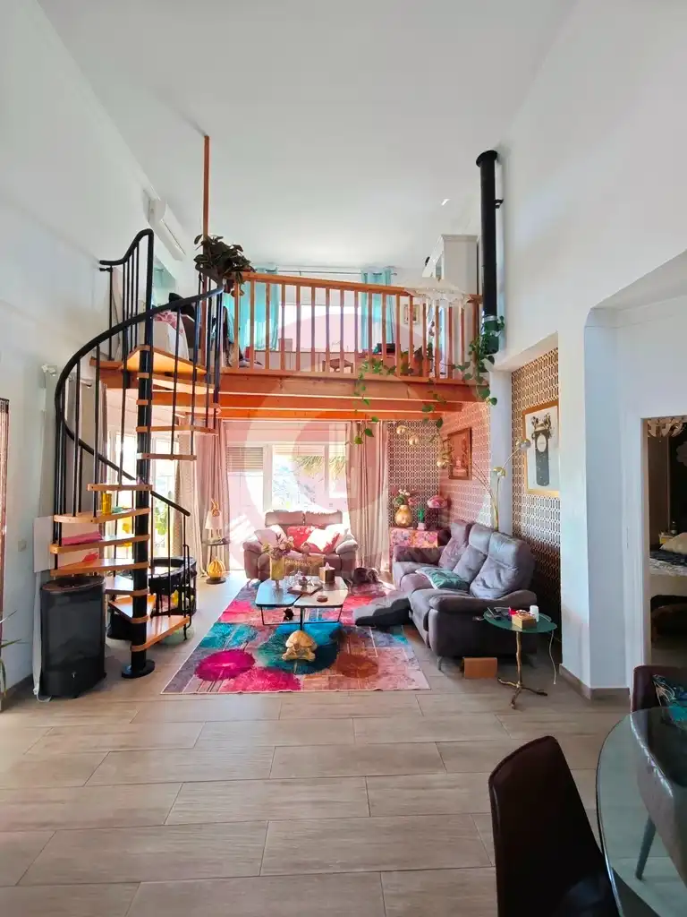 Sala de estar de Casa o chalet en venta en Arenas con Aire acondicionado, Jardín privado y Terraza