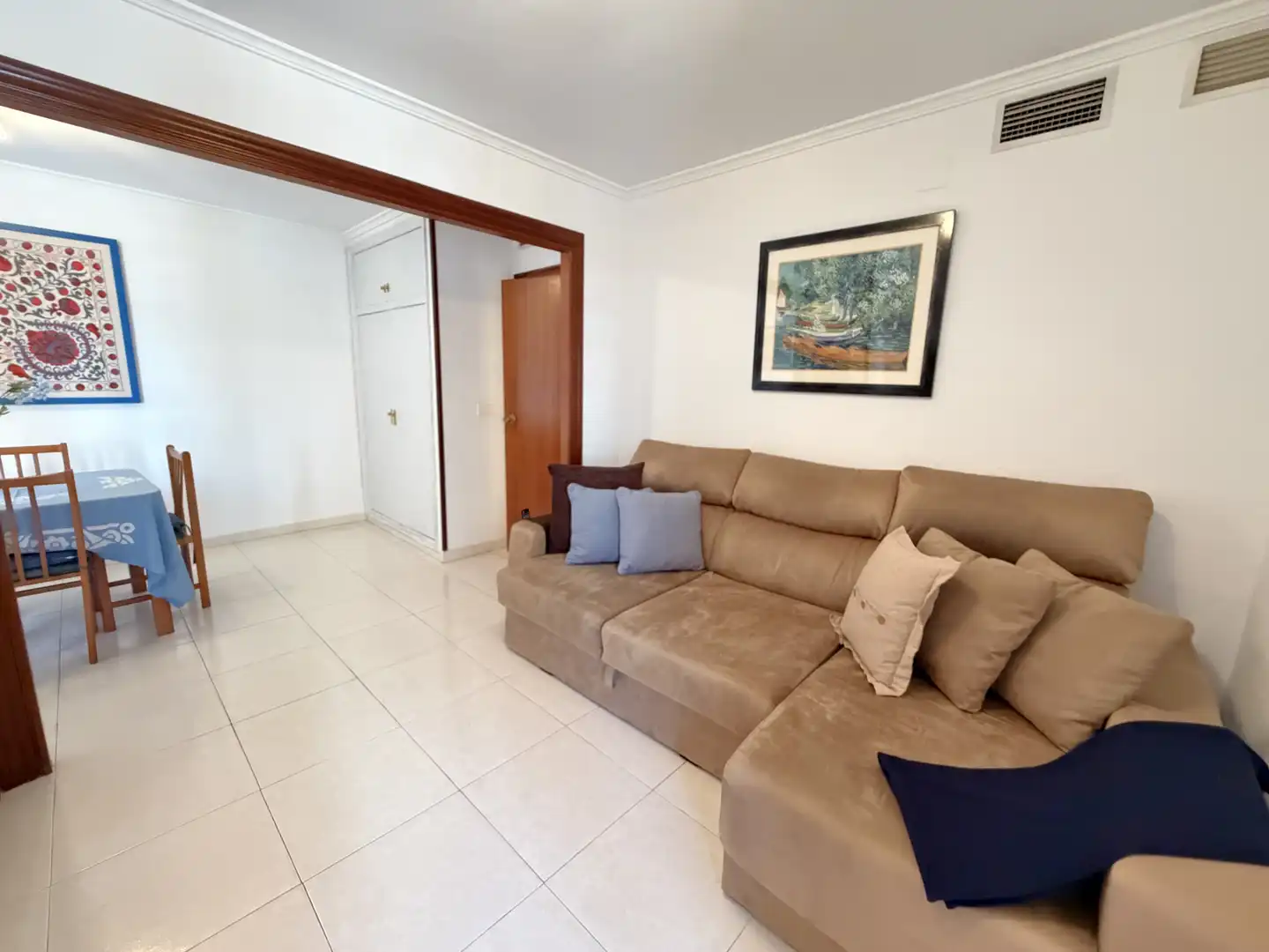 Sala de estar de Piso de alquiler en Alicante / Alacant con Aire acondicionado, Terraza y Amueblado