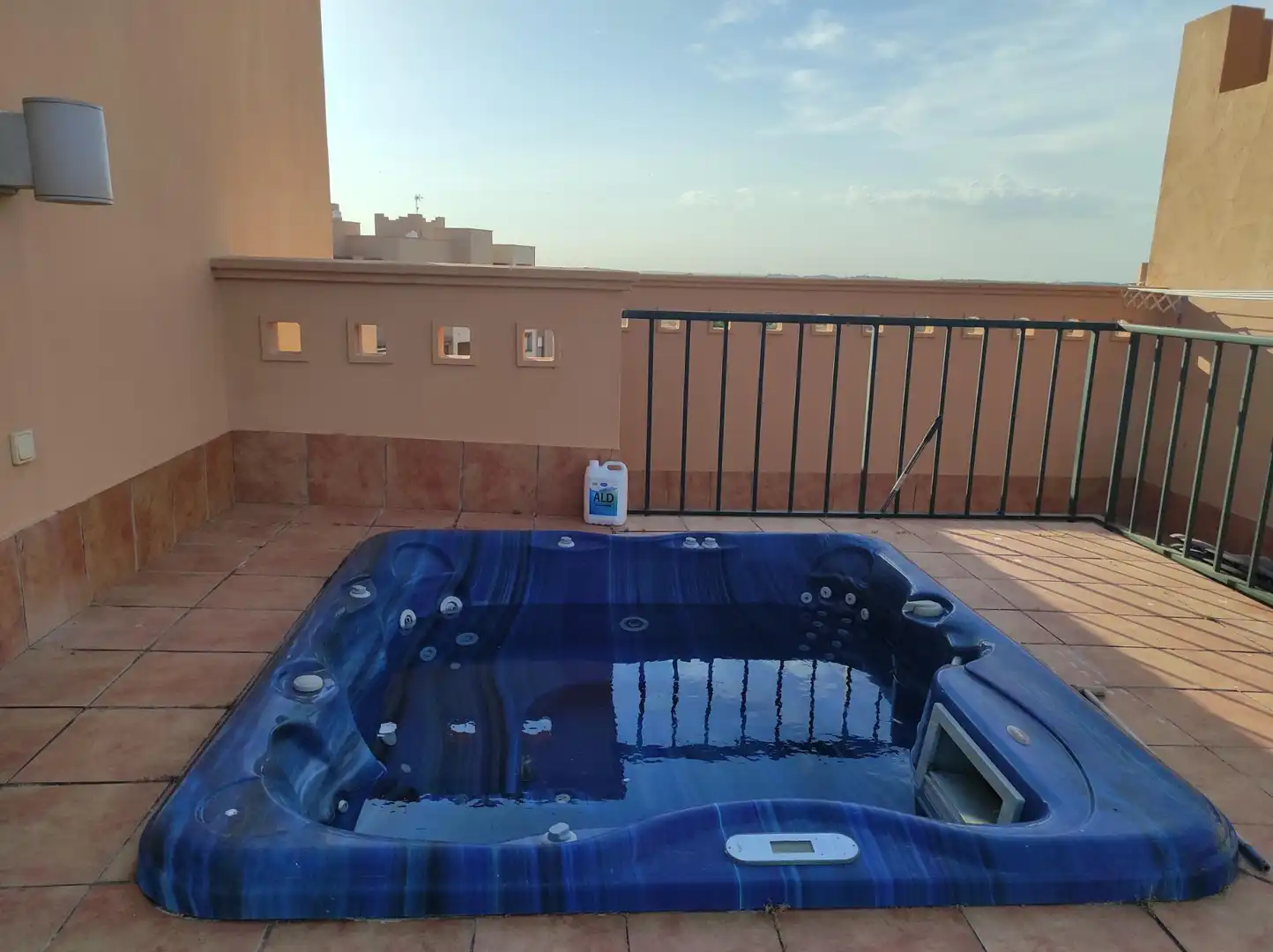 Terrasse von Dachboden zum Verkauf in Ayamonte mit Terrasse, Abstellraum und Möbliert