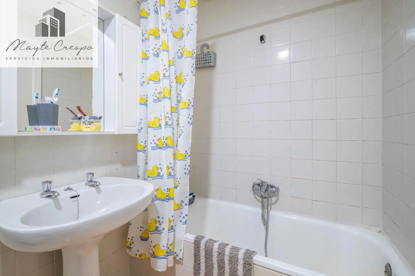 Baño de Piso en venta en Maracena con Aire acondicionado, Amueblado y Balcón