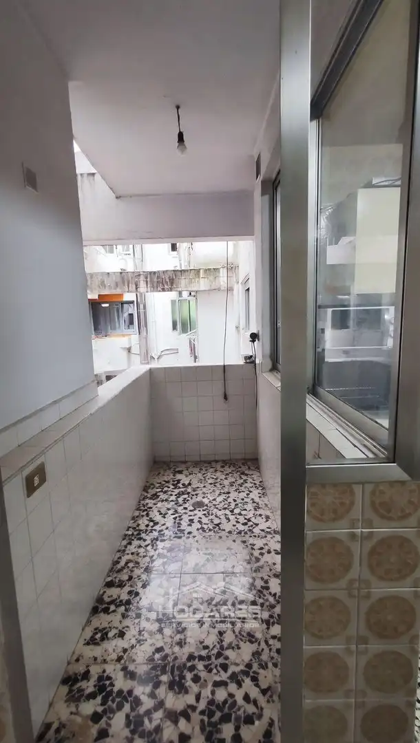 Baño de Piso en venta en Vigo  con Parquet, Trastero y Balcón