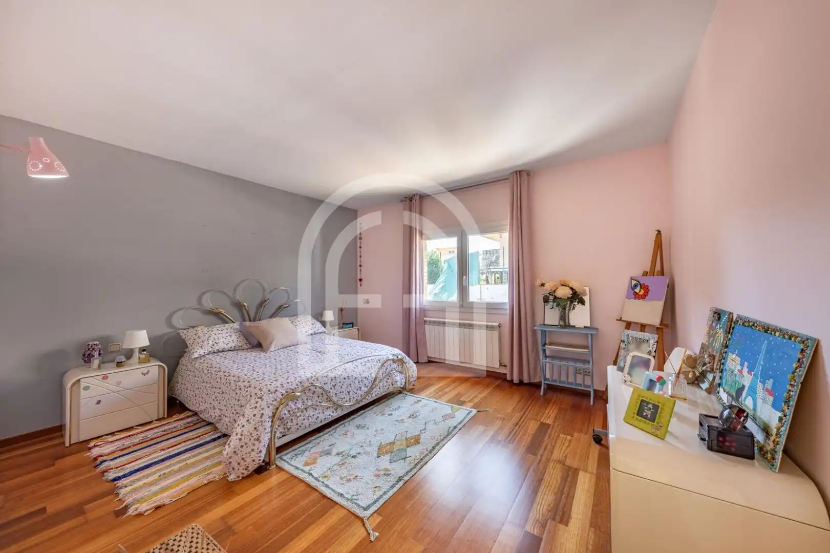 Habitación de Casa o chalet en venta en Badalona con Calefacción, Jardín privado y Terraza
