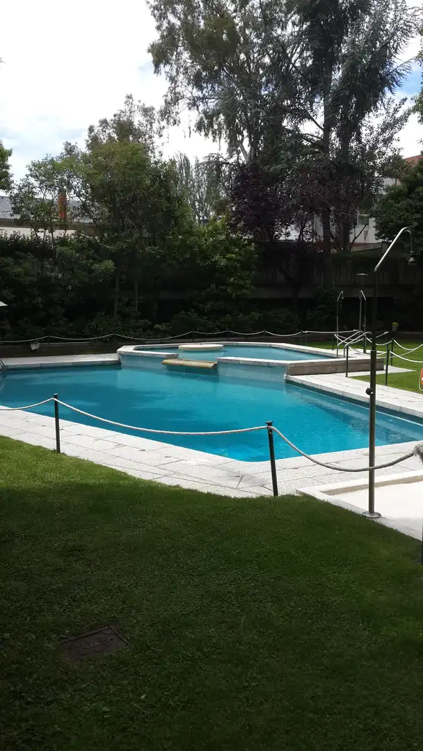 Apartament de lloguer a Calle de Apolonio Morales, Nueva España