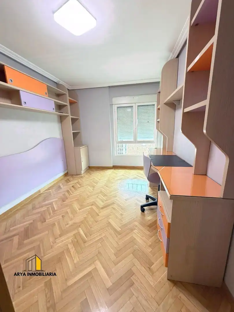 Bedroom of Flat for sale in Torrejón de Ardoz  with Air Conditioner, Heating and Parquet flooring