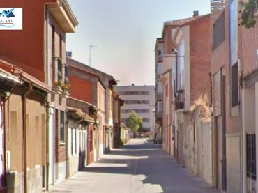Casa in vendita a Calle RAZA