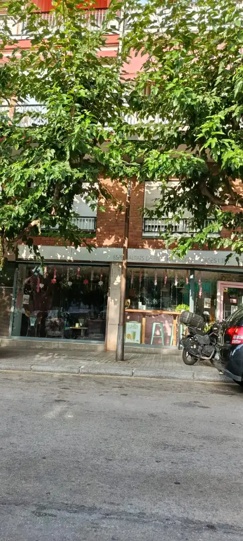 Local de lloguer en L'Hospitalet de Llobregat