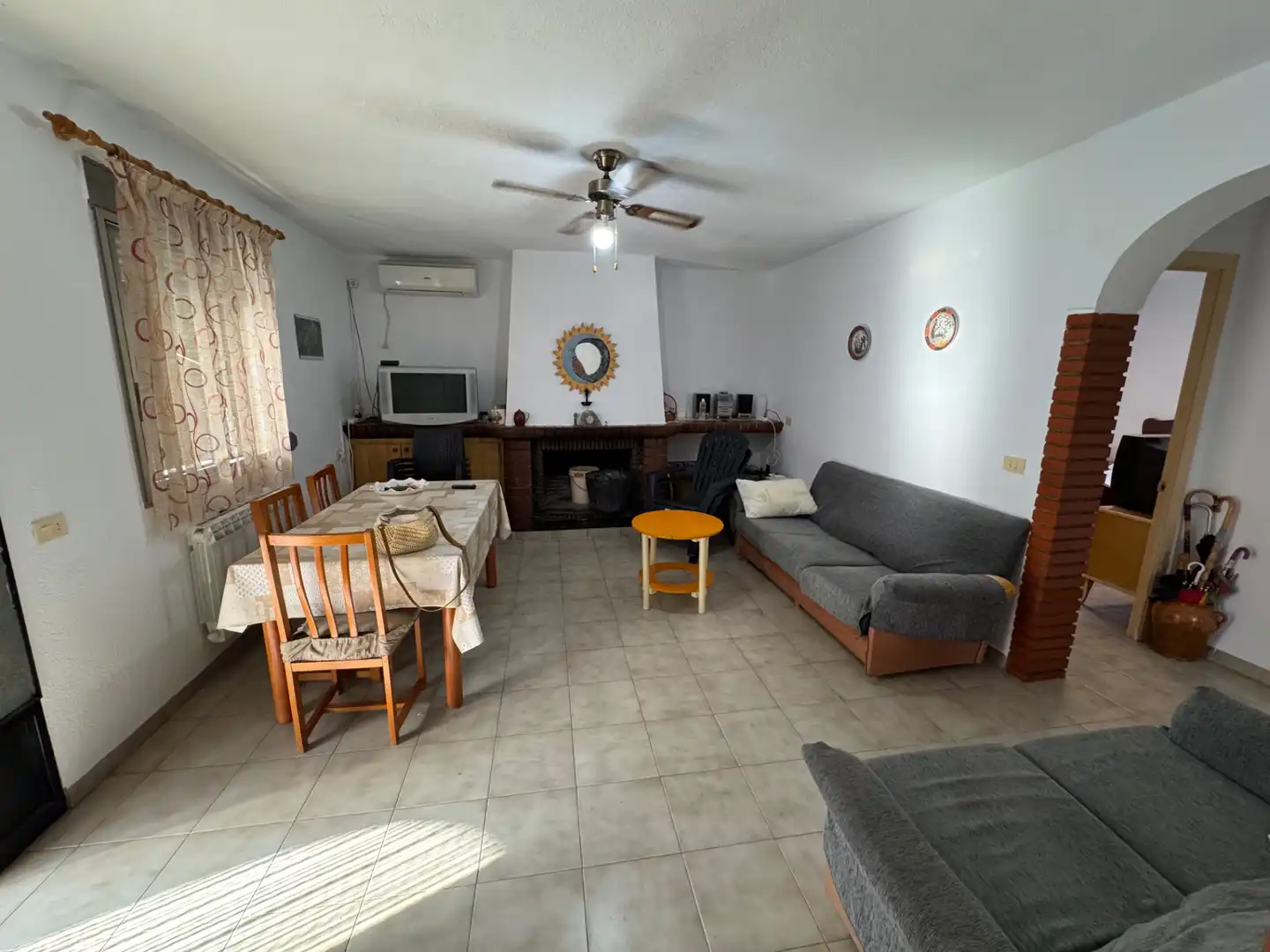 Sala d'estar de Casa o xalet en venda en Onda amb Piscina