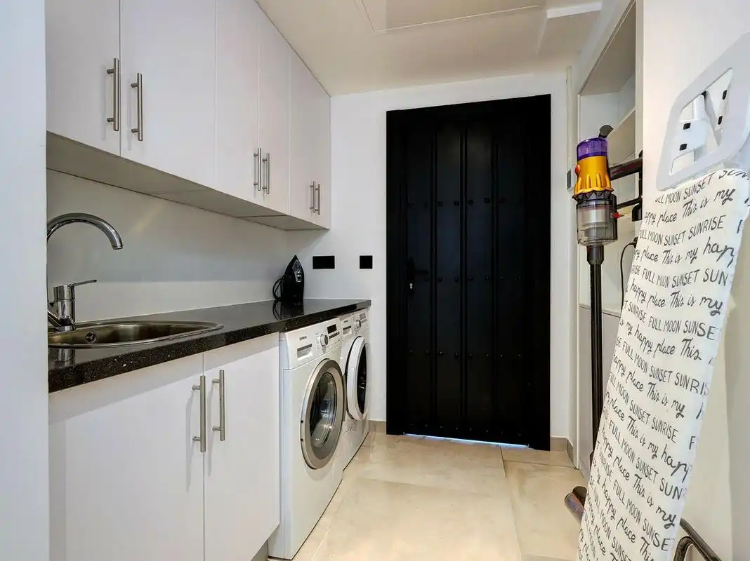 Küche von Haus oder Chalet zur Miete in Marbella mit Klimaanlage, Privatgarten und Terrasse