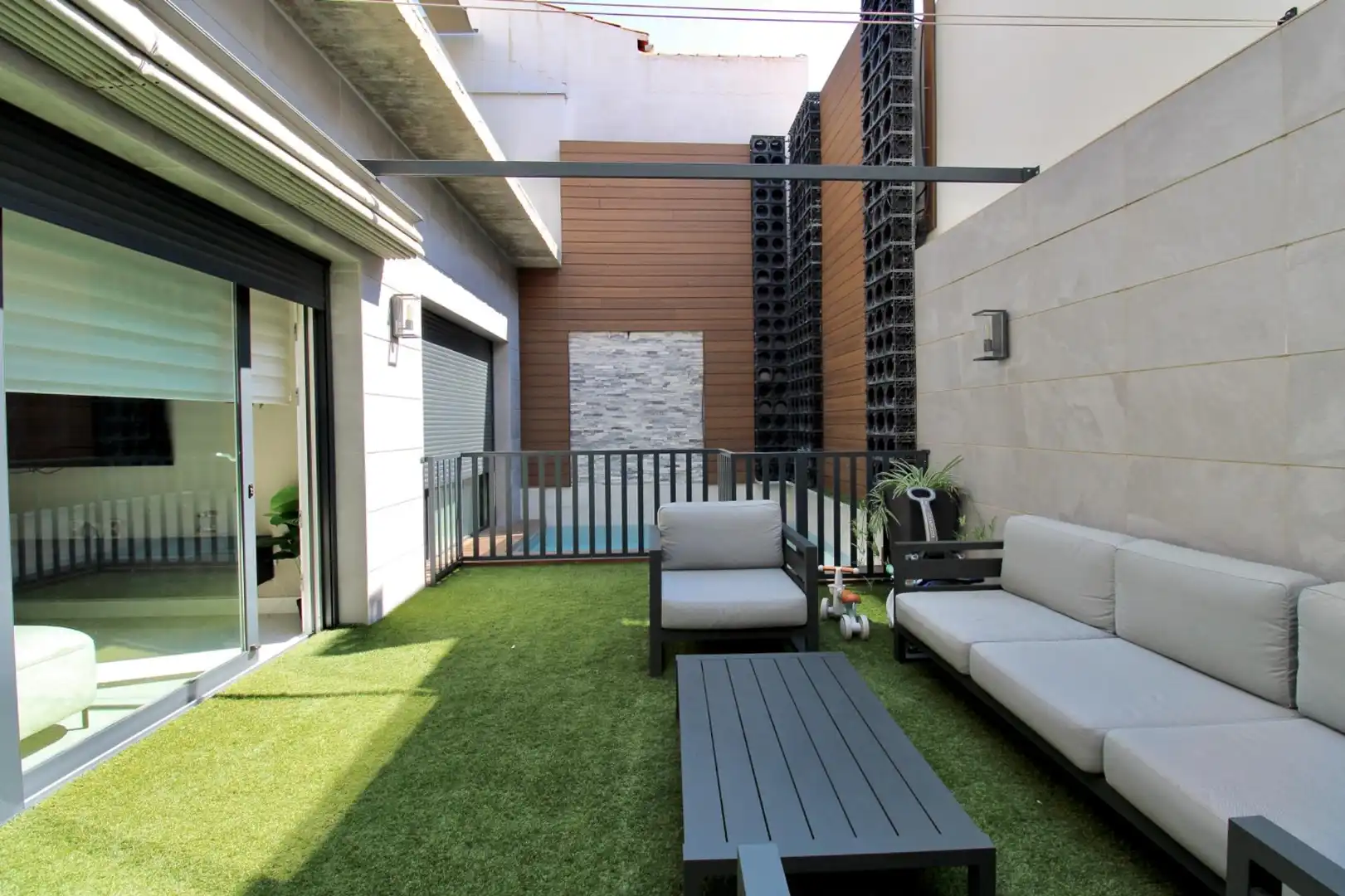 Terraza de Casa adosada en venta en Armilla con Aire acondicionado, Calefacción y Jardín privado