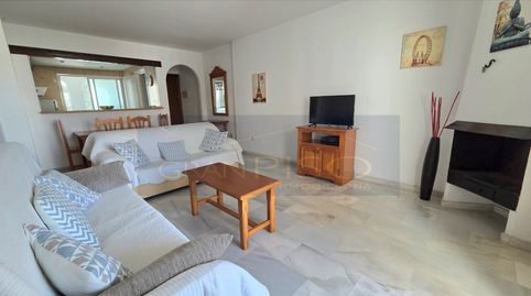 Foto 3 de Piso en venta en Avenida Pilar del, Paraiso - Barronal, Estepona