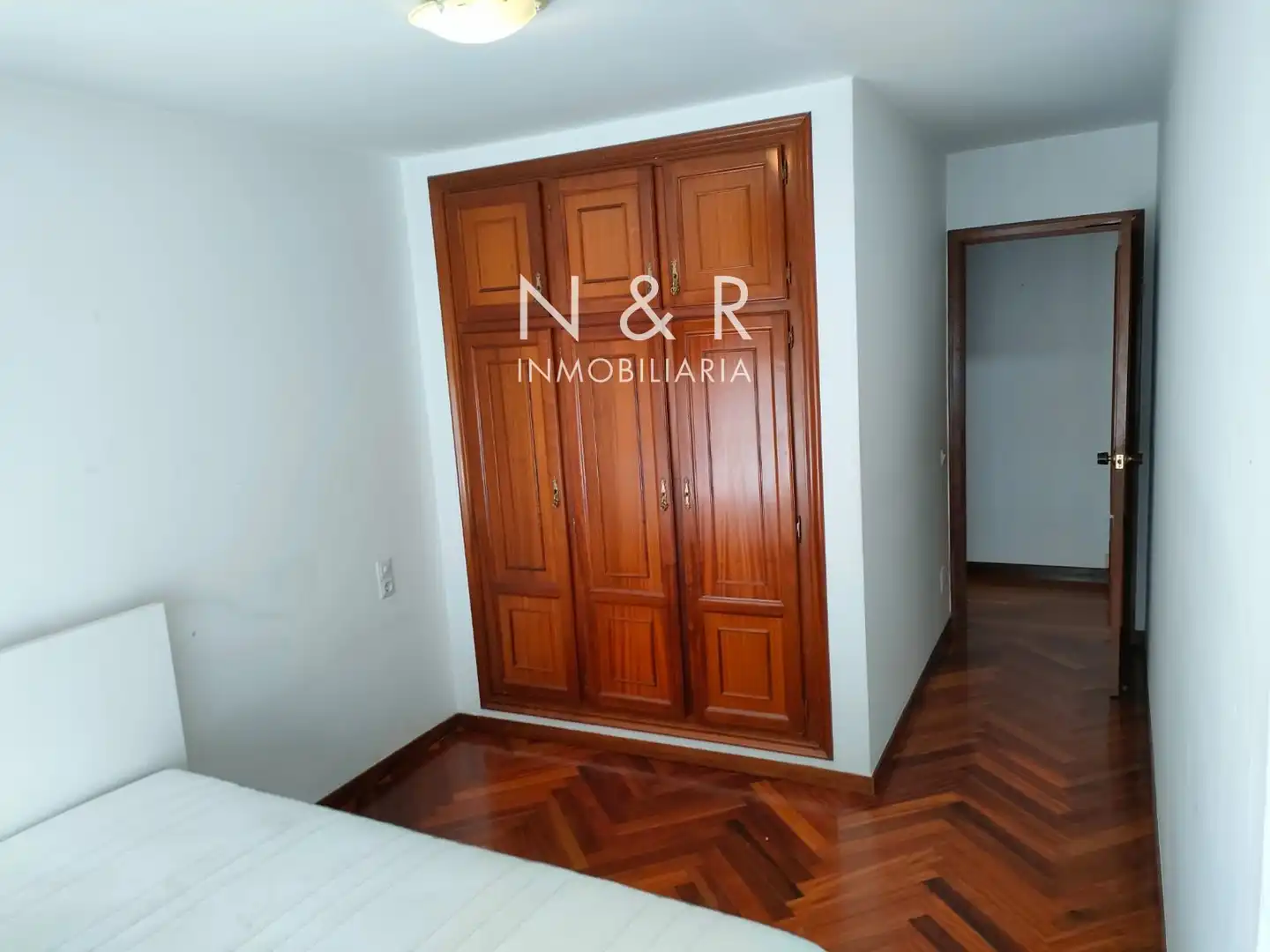 Habitación de Piso de alquiler en Santiago de Compostela  con Calefacción