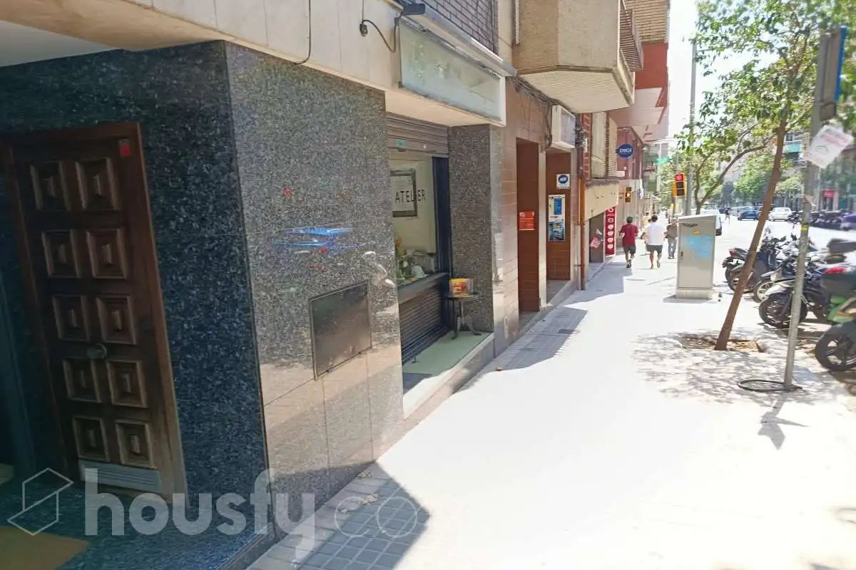 Vista exterior de Piso de alquiler en Barcelona con Aire acondicionado, Calefacción y Terraza