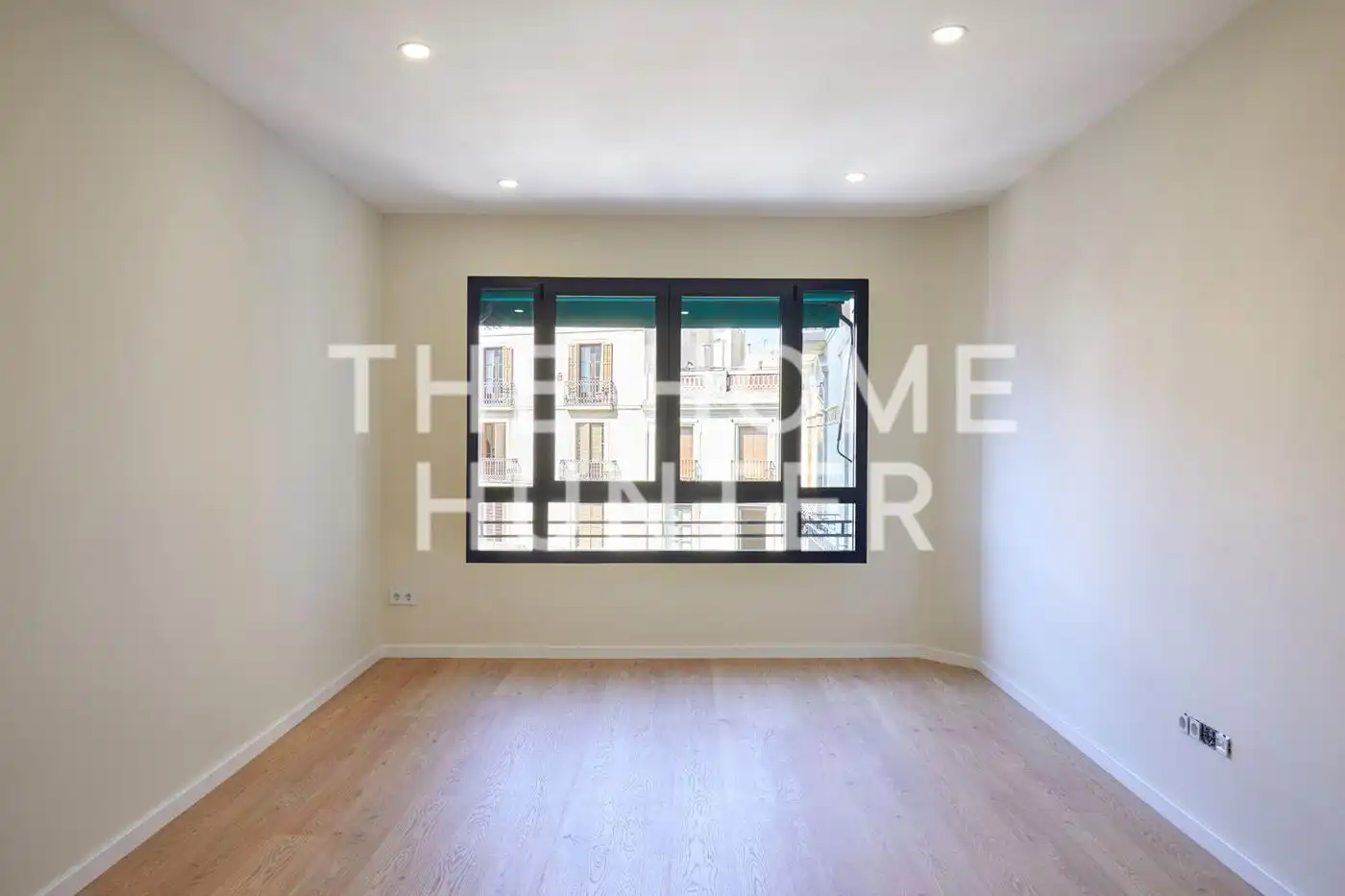 Piso con ascensor en venta en AV PORTAL DE L'ANGEL, imagen 2
