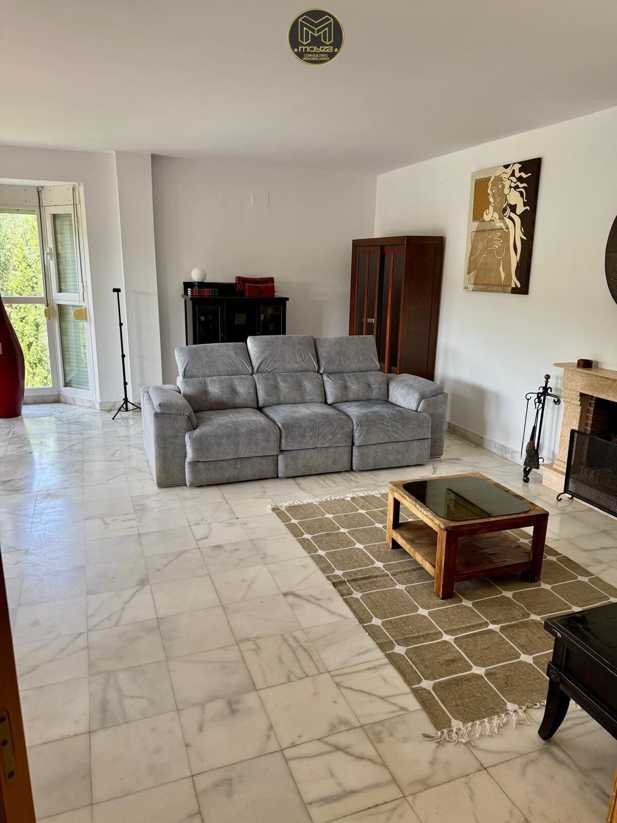 Sala d'estar de Casa o xalet de lloguer en Estepona amb Aire condicionat i Piscina comunitària