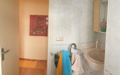 Bathroom of Flat for sale in Calatayud