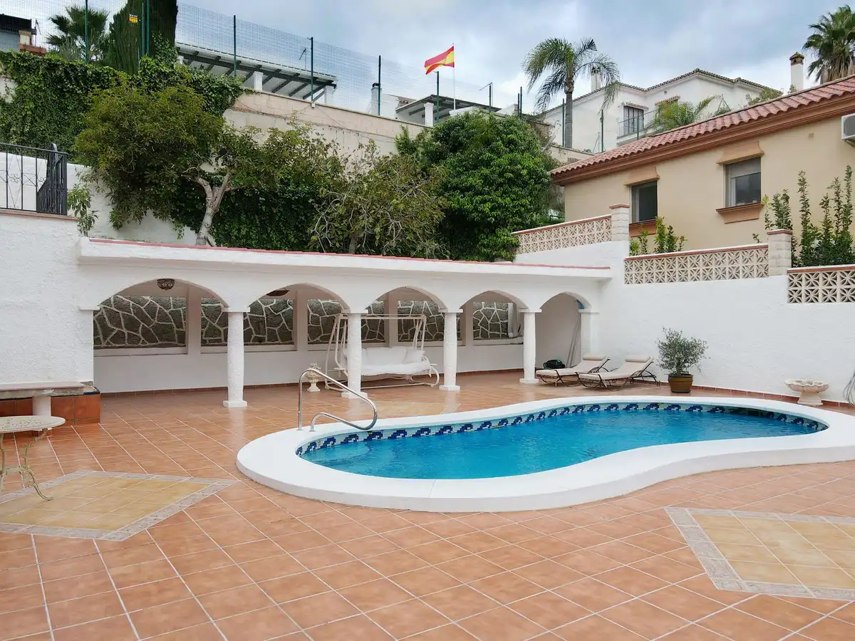 Chalet con piscina en venta en Calle Málaga, imagen 17