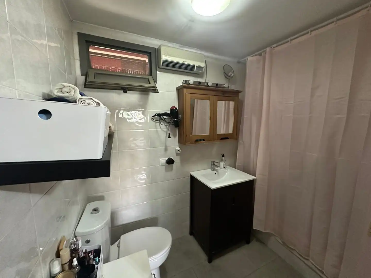 Bathroom of Flat for sale in Jerez de la Frontera  with Air Conditioner, Private garden and Parquet flooring