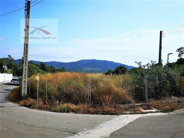 Terreny residencial en venda a Carrer de les Suredes 30