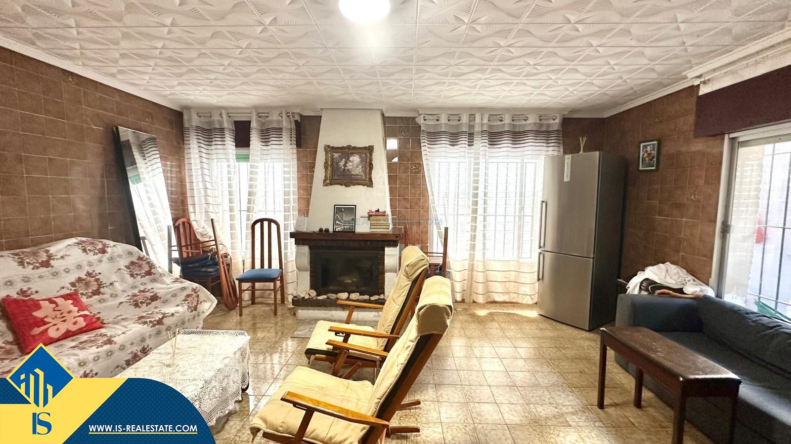 Sala d'estar de Casa o xalet en venda en Torrevieja amb Terrassa i Moblat