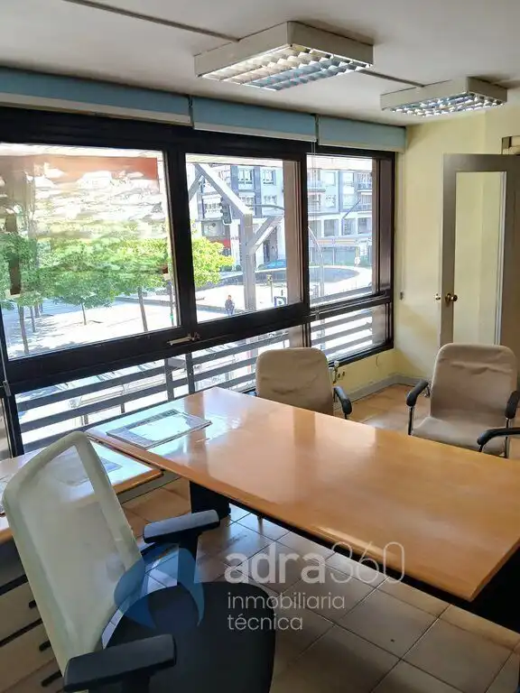 Office space to rent in Gran Via Juan Carlos I, imagen 4