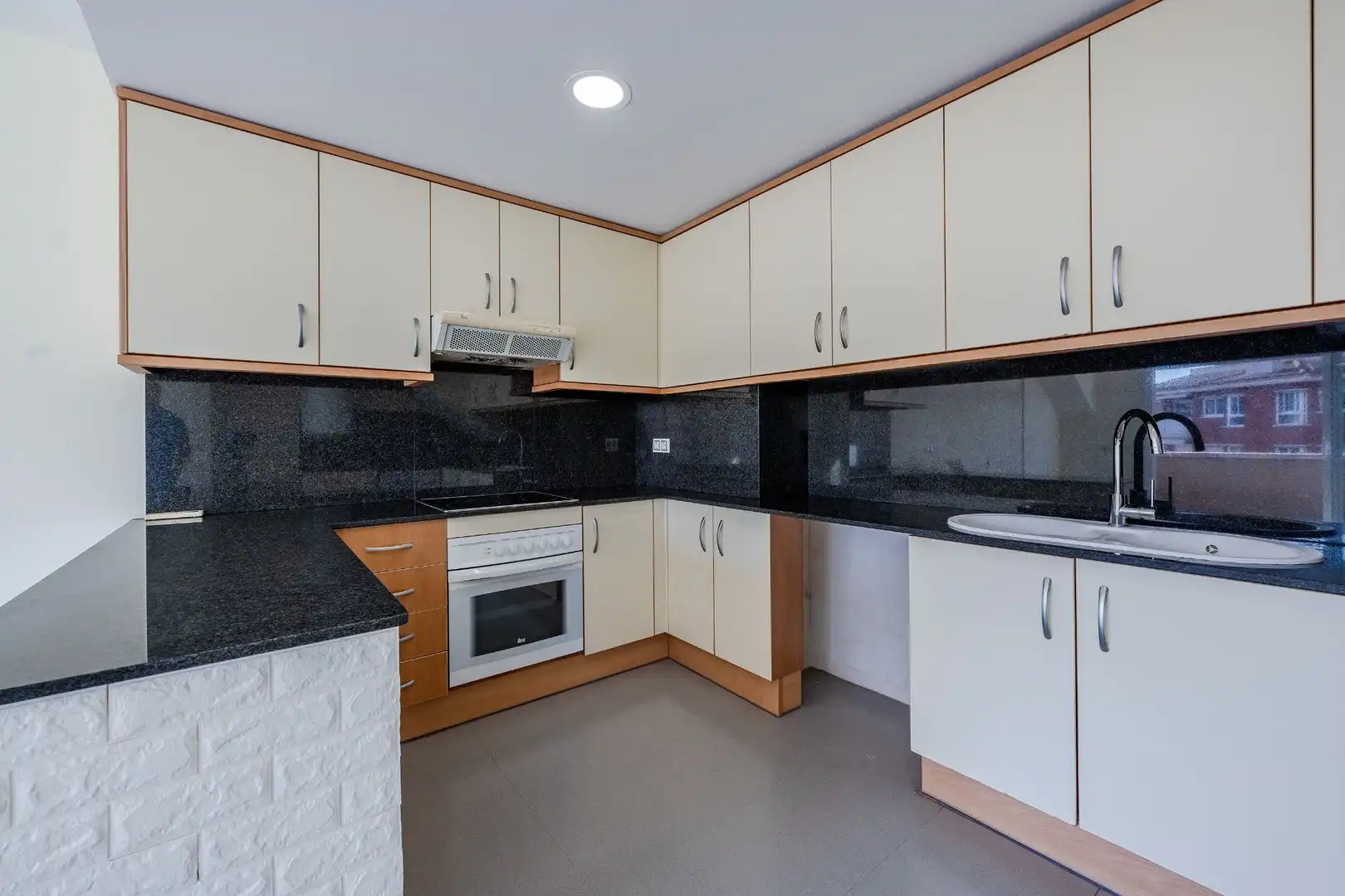 Kitchen of Flat for sale in Calafell  with Air Conditioner, Heating and Terrace