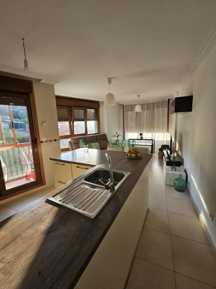 Kitchen of Flat for sale in Covelo  with Heating, Parquet flooring and Terrace