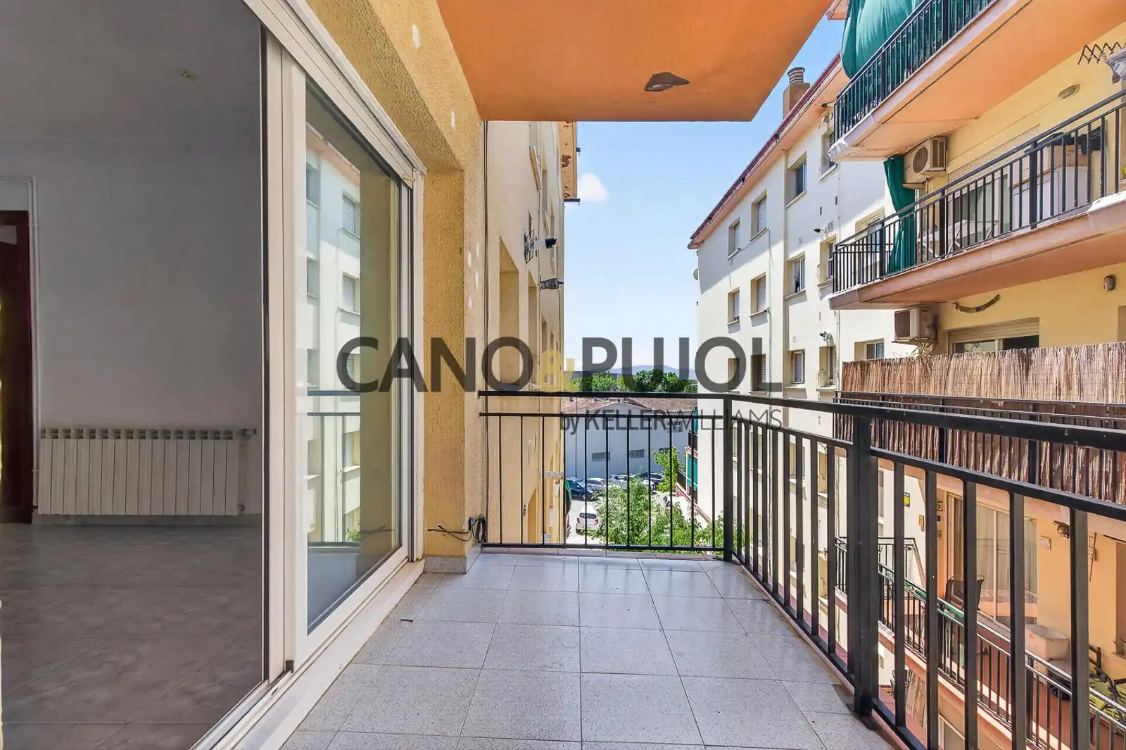 Terraza de Piso en venta en Palau-solità i Plegamans con Calefacción y Terraza