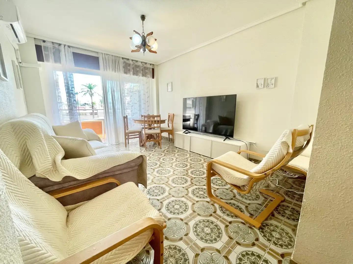 Living room of Apartments for rent in Torrevieja  with Air Conditioner, Heating and Terrace