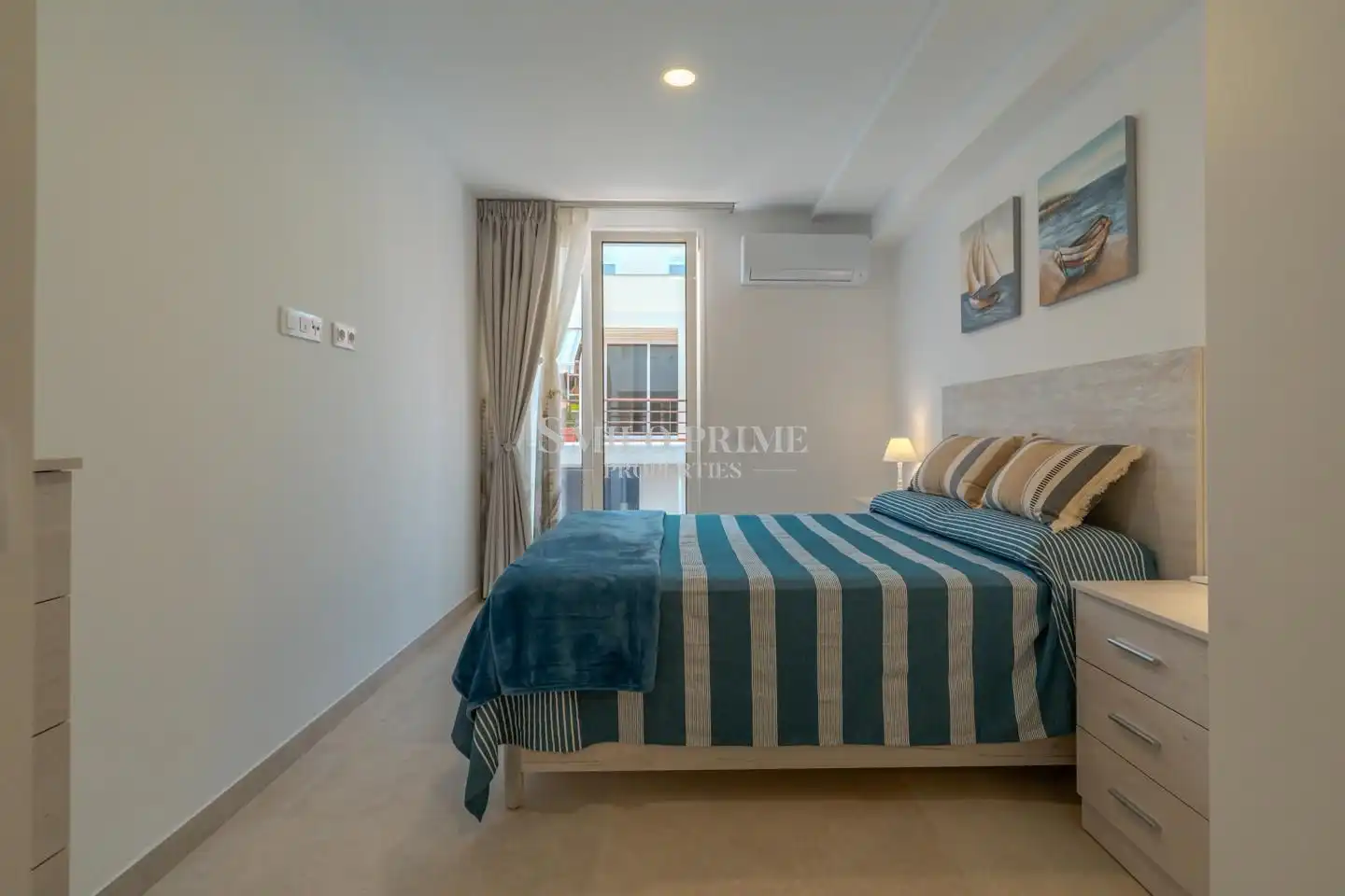 Habitación de Ático de alquiler en Guía de Isora con Terraza, Trastero y Amueblado