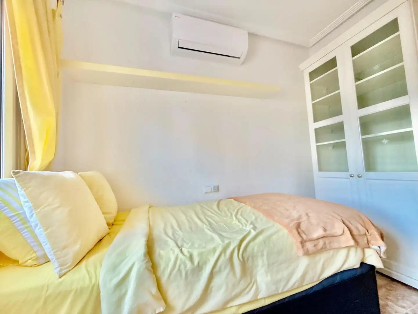 Bedroom of Detached homes for sale in Pilar de la Horadada  with Air Conditioner, Private garden and Terrace