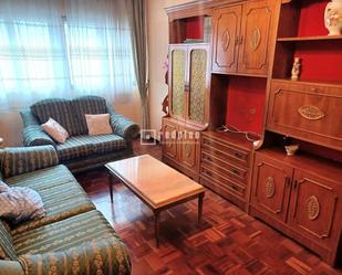 Living room of Flat for sale in  Madrid Capital  with Heating and Parquet flooring